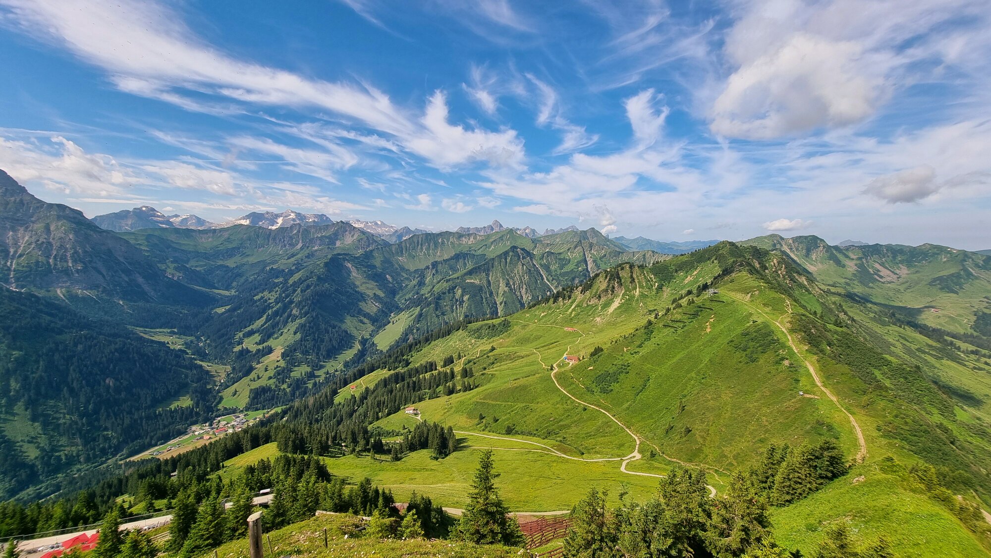 Am Walmerdinger Horn Bergwelt im Allgäu und Kleinwalsertal.